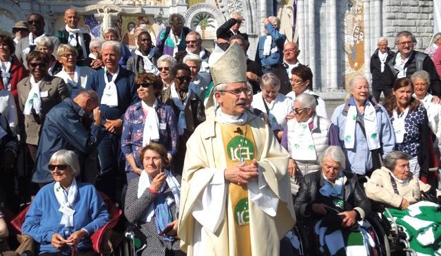 LOURDES… si légère pourtant