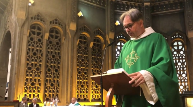 Messe : l’étranger revient sur ses pas et rend gloire à Dieu